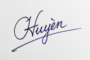 Mẫu chữ ký tên Huyền số 1